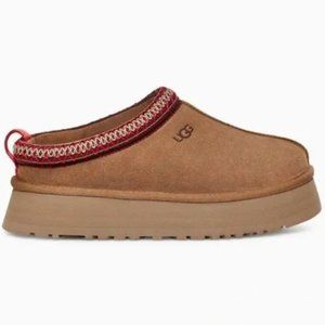 Brand New in box NWT UGG Tazz Red Mule Clog Slipper Women’s Size 8